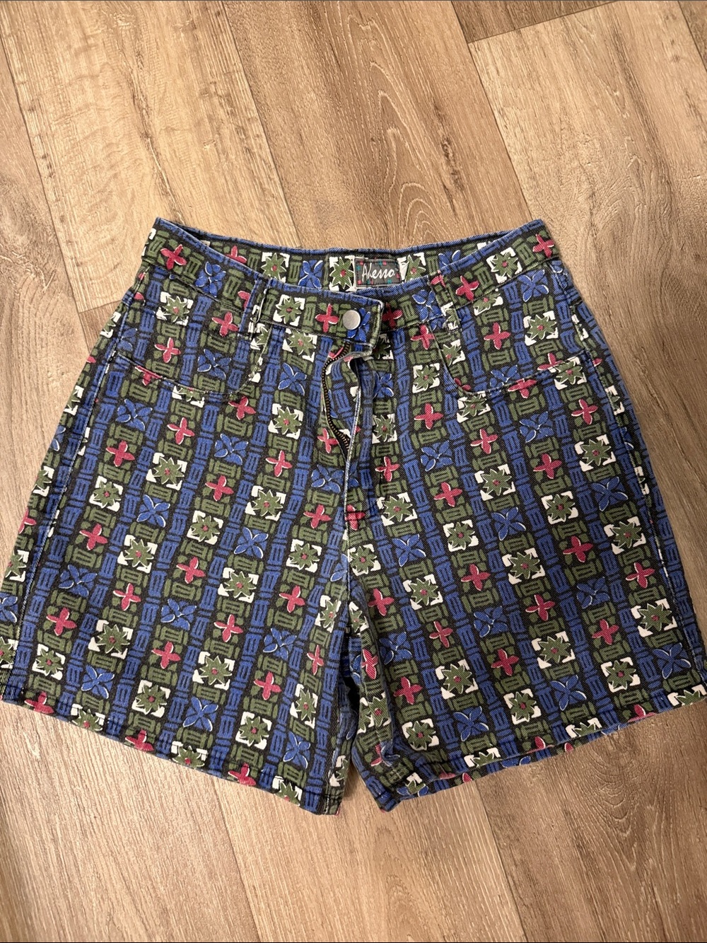 Vintage Blue, Olive & Red Geometric High-Waist Women’s Shorts